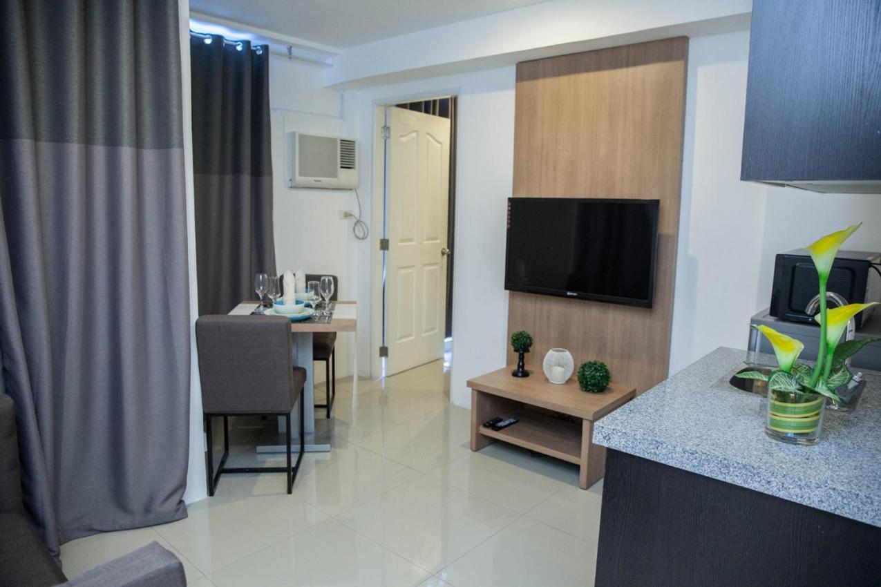 Melbourne Suites Makati City Extérieur photo