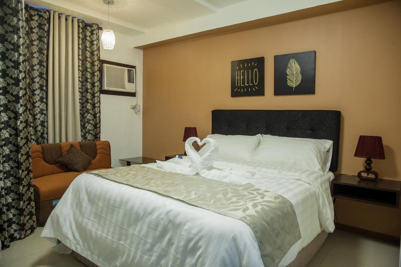 Melbourne Suites Makati City Extérieur photo
